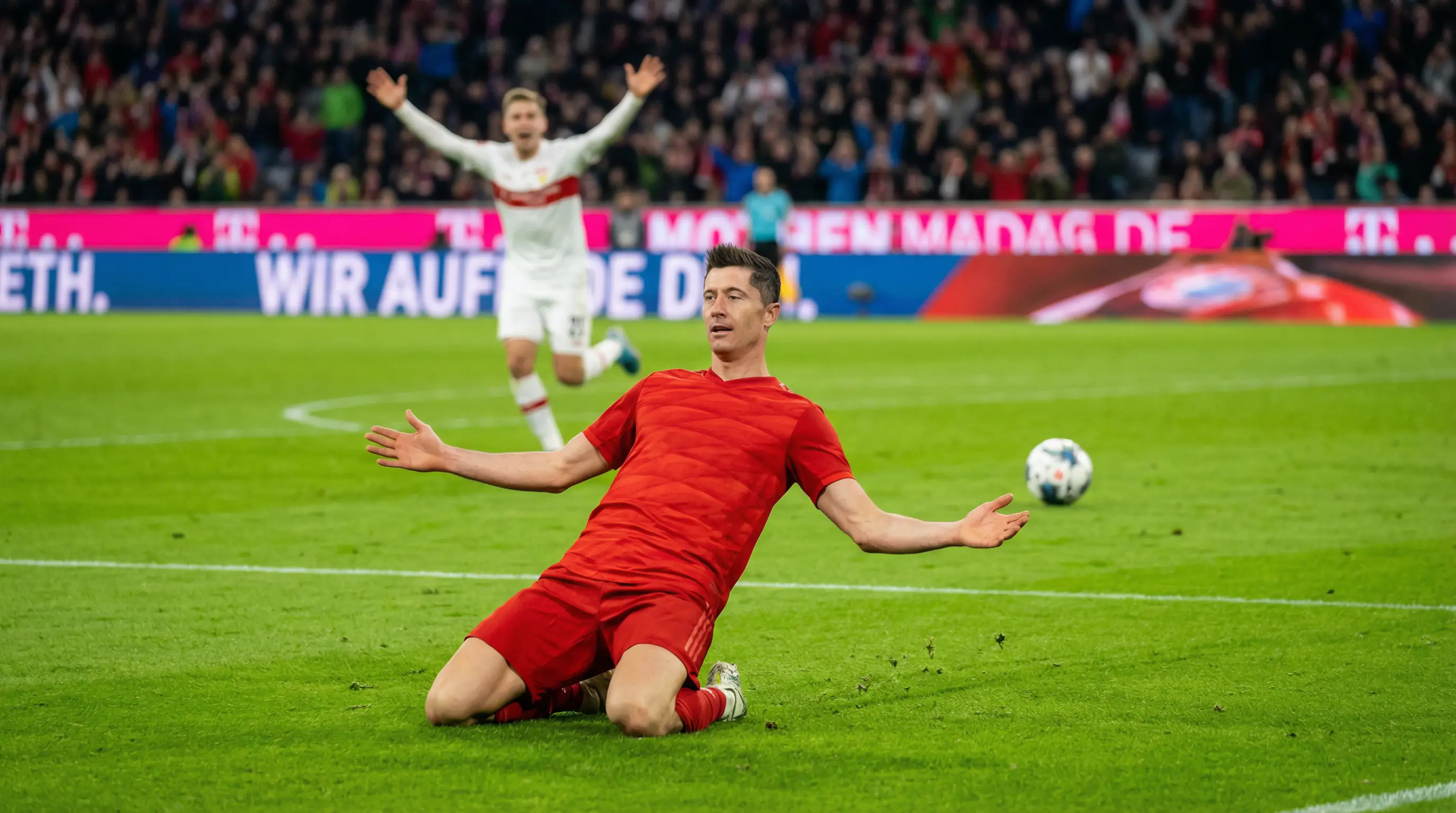 Beide Teams treffen BTTS Bundesliga – Torjubel zweier Mannschaften